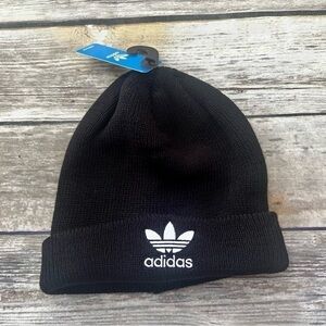 🦊NWT ADIDAS HAT